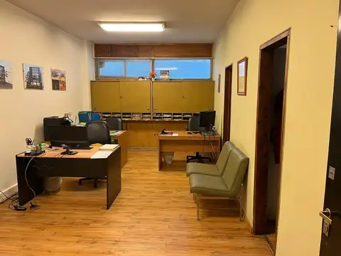 Oficina en Alquiler en San Carlos de Bariloche, $ 1.500.000