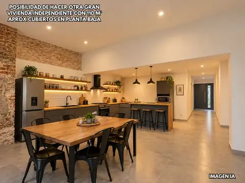 Casa en Venta con 3 cocheras