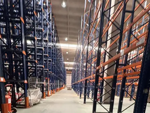 Juan Pablo II 1810 bis , Piso 0