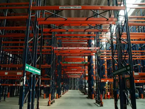 Nave Logística  AAA 14.400 m² – Juan Pablo II 1850 BIS