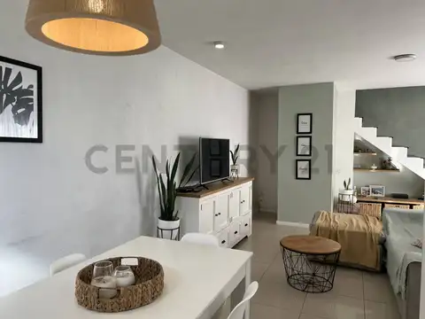 Venta de casa en Tigre, Rincon de Milberg de 4 AMBIENTES con PILETA, APTO CREDITO