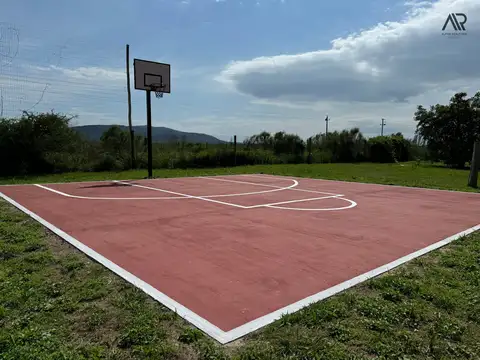 Casa 7 ambientes con 5 baños