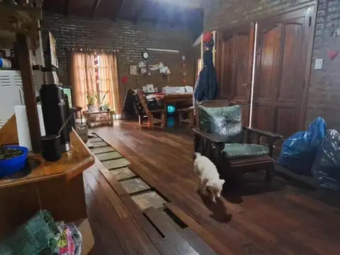 Casa 4 ambientes con 1 baño