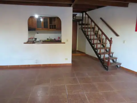 Venta PH 3 AMB Apta Crédito 5 Esquinas Hurlingham