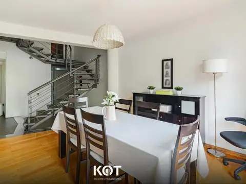 4 ambientes con dos cocheras en Palermo. EN VENTA!