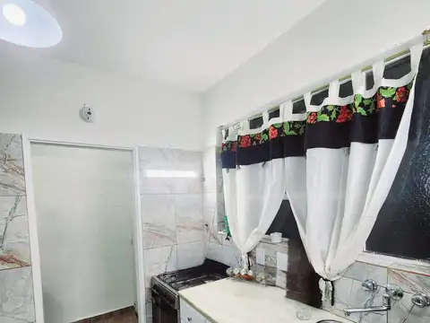 Departamento 4 ambientes con 1 baño