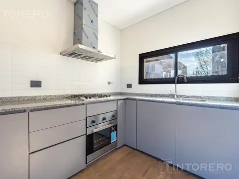 Depto Tipo Casa en Venta con 1 cocheras