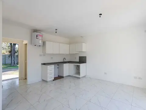 Depto Tipo Casa en Venta 1 año