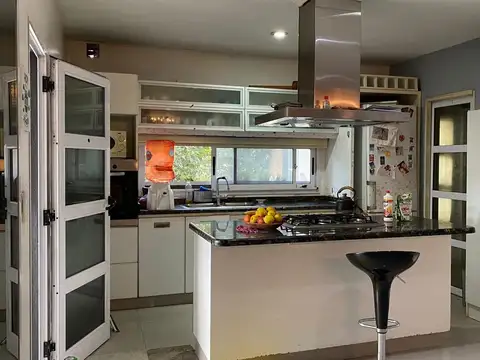 Venta casa en Haras Maria Victoria barrio cerrado moreno