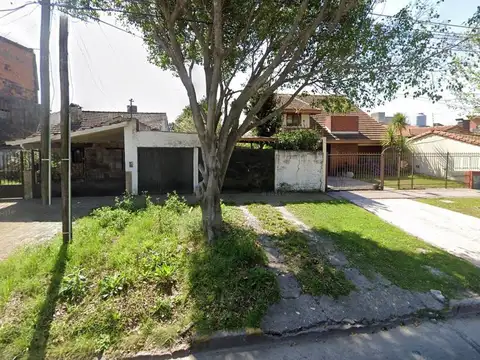 Terreno 383m2 frente a La Bernalesa