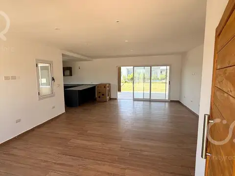Casa en Venta en Countries y Barrios Cerrados en San Vicente, USD 185.000
