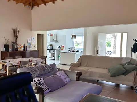 Casa en en venta- Barrio Álamo Alto-4 amb-Apto Credito-Ingeniero Maschwitz-Escobar.