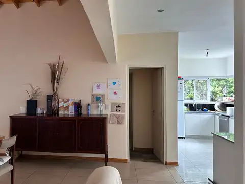 Casa en Venta con 4 cocheras