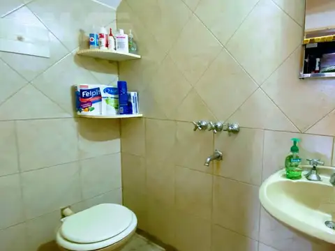 Depto Tipo Casa en Venta con 1 cocheras
