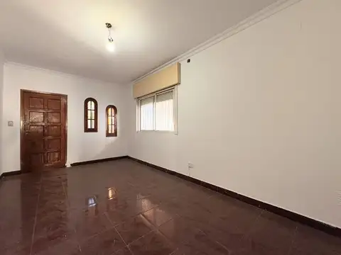Casa en Venta en Villa Santos Tesei, USD 95.000