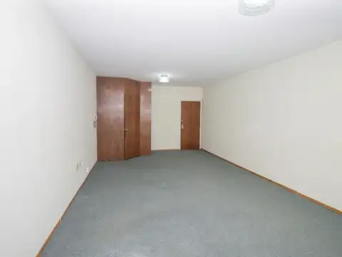Oficina en Alquiler en Ciudad Vieja, $U 8.000