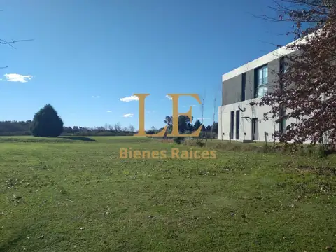Terreno en Venta en Haras Santa María, USD 90.000