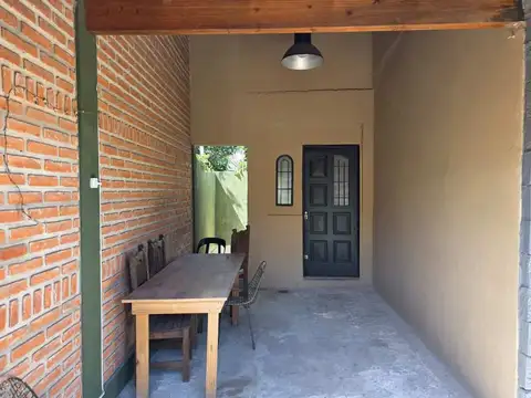 Depto Tipo Casa en Venta con 1 cocheras