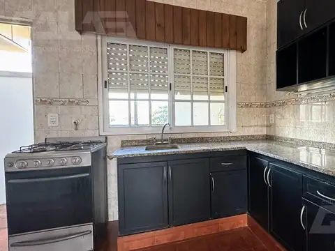 Departamento en Alquiler en Ituzaingo, $ 600.000