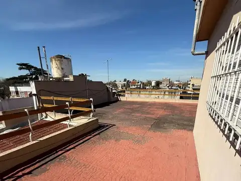 Casa en Alquiler en Tablada, $ 1.500.000