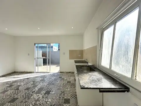 Depto Tipo Casa en Venta de 2 dormitorios