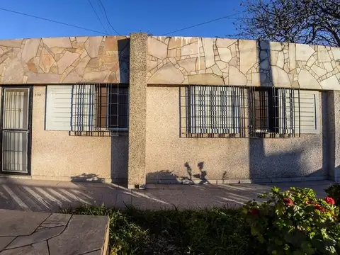 Casa en Venta en Barrio Industrial, Rosario