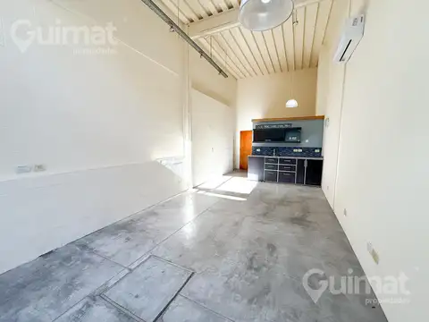 Depto Tipo Casa en Alquiler de Monoambiente