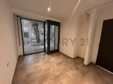 LOCAL ALQUILER EN LA PLATA