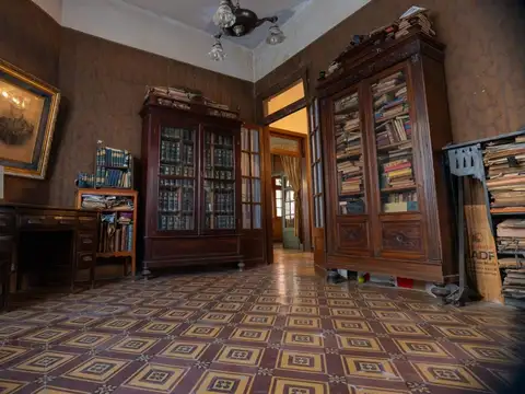 Casa 5 ambientes con 1 baño