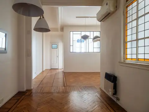 Montevideo 1100, Piso 2