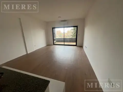 Monoambiente en Alquiler en Tigre centro