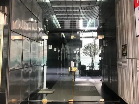 EXCELENTE DÚPLEX DE 2 AMBIENTES EN INMEJORABLE UBICACIÓN.