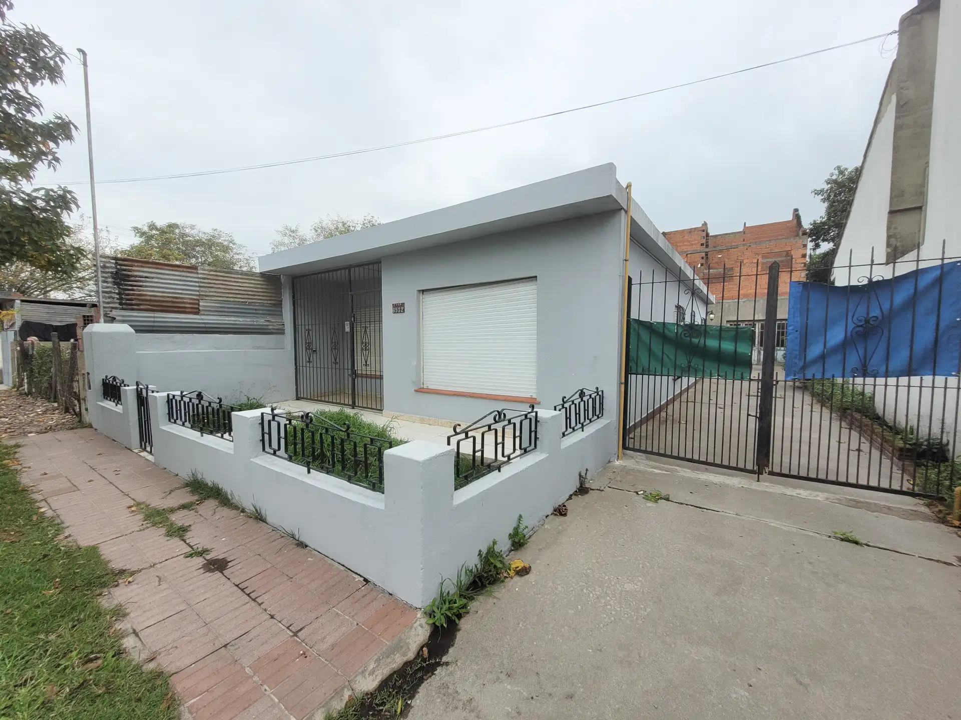Casa 4 amb. + Losa + entrada p/ autos- Ap. crédito -Puan y G. Guerrico