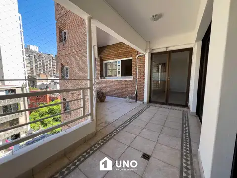 Departamento 4 ambientes con 4 baños