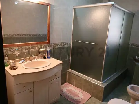 Casa en Venta 2002 años