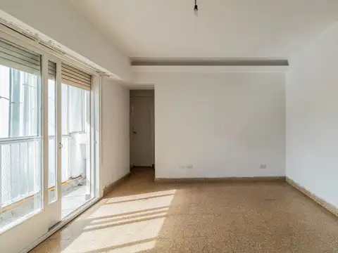 Bogotá 300, Piso 8
