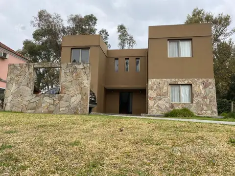 CASA EN  VENTA EN FINCAS DEL LAGO - MAROTO PROPIEDADES