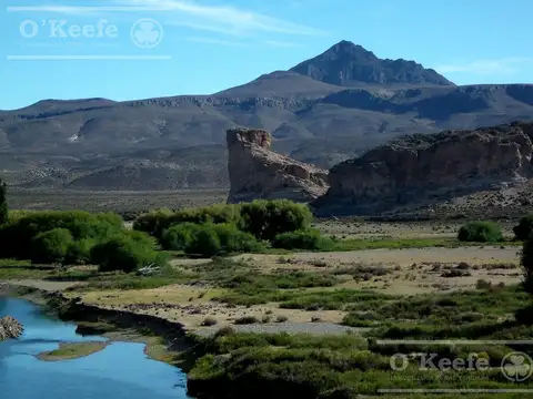 Campo en venta en Esquel Patagonia 9000 has -Ideal Turismo