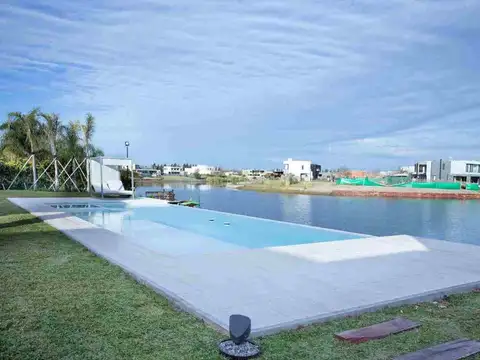 VENTA - B° San Matías - RESIDENCIA DE LUJO