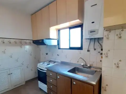 DEPARTAMENTO CON VISTA ABIERTA AL RIO Y TERRAZA COMUN