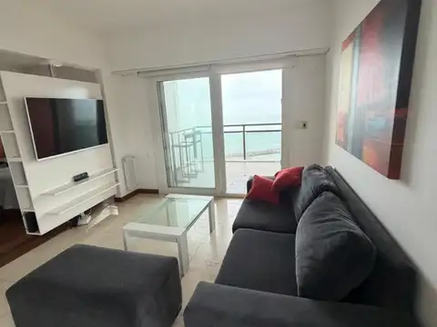 Departamento en Alquiler en Varese, USD 1.150