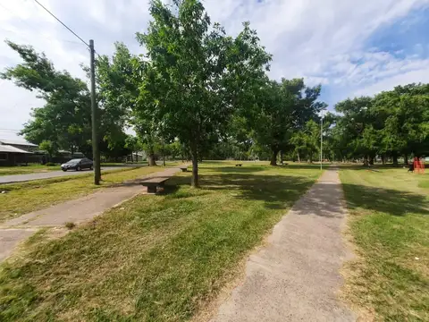 Venta Terreno Barrio Tango Esquina Arboles Añejos Permuta