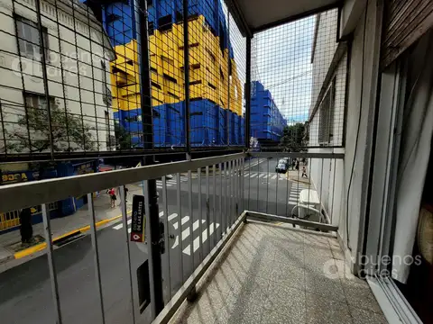 Departamento 3 ambientes con balcón en La Boca en Alquiler temporal