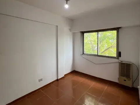 Departamento en alquiler en José León Suarez!