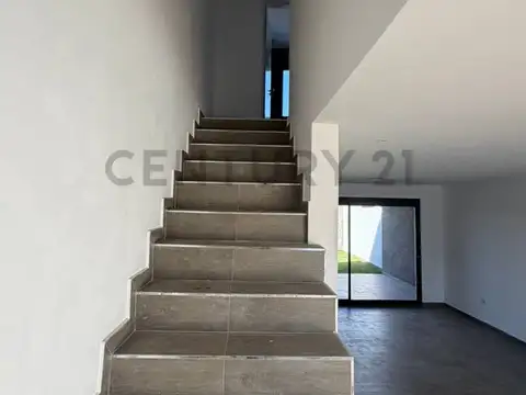 VENTA DE DÙPLEX  DOS DORMITORIOS EN DOCTA AVENIDA-CON COCHERA