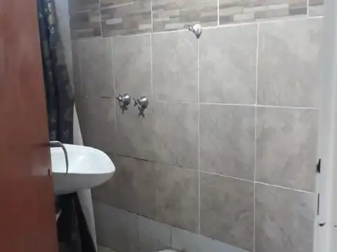 Depto Tipo Casa en Alquiler en El Palomar, $ 400.000