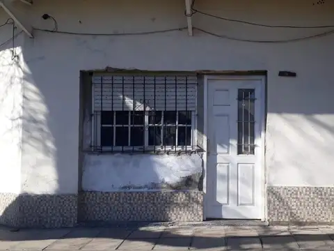 ALQUILER - PH 2 AMB.- PB - FRENTE - EL PALOMAR