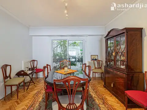 Departamento 5 ambientes con 2 baños