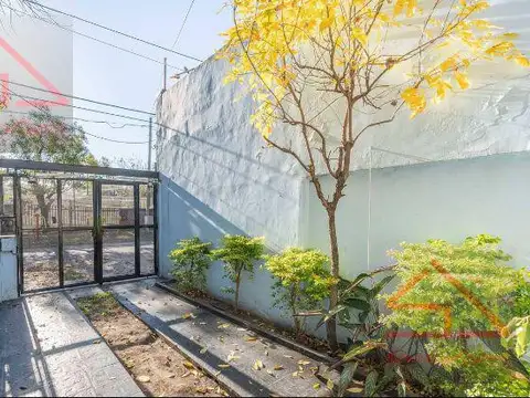 Venta - Casa 4 amb. - Ramos Mejia Sur