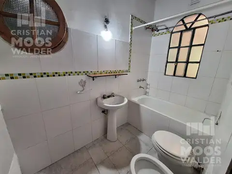 Casa en Alquiler al Oeste
